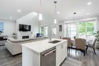 83 7138 210 STREET - thumbnail 13