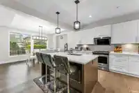 8455 207 STREET - thumbnail 3