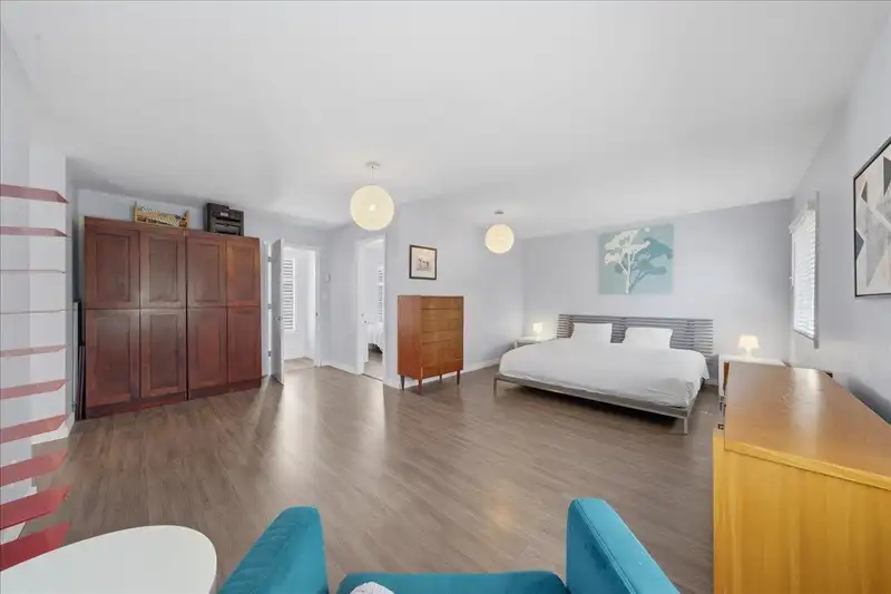 10734 141 STREET - photo 3 of 40