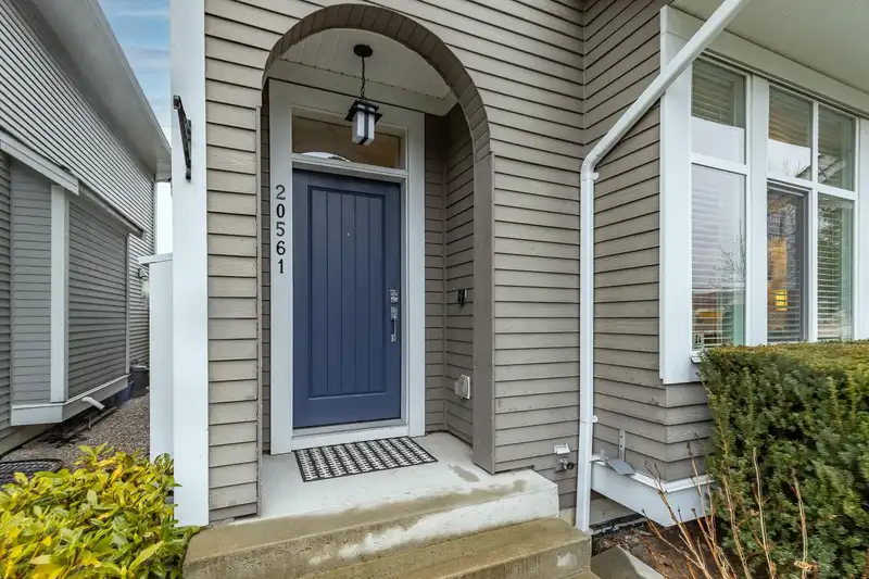 20561 84TH AVENUE - photo 3 of 38