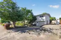 32539 PANDORA AVENUE - thumbnail 2