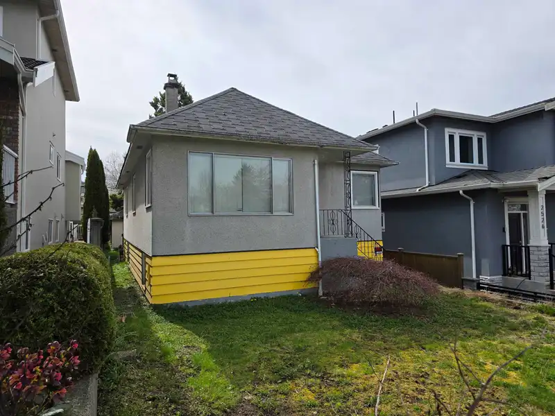 2530 7TH AVENUE - photo 3 of 11