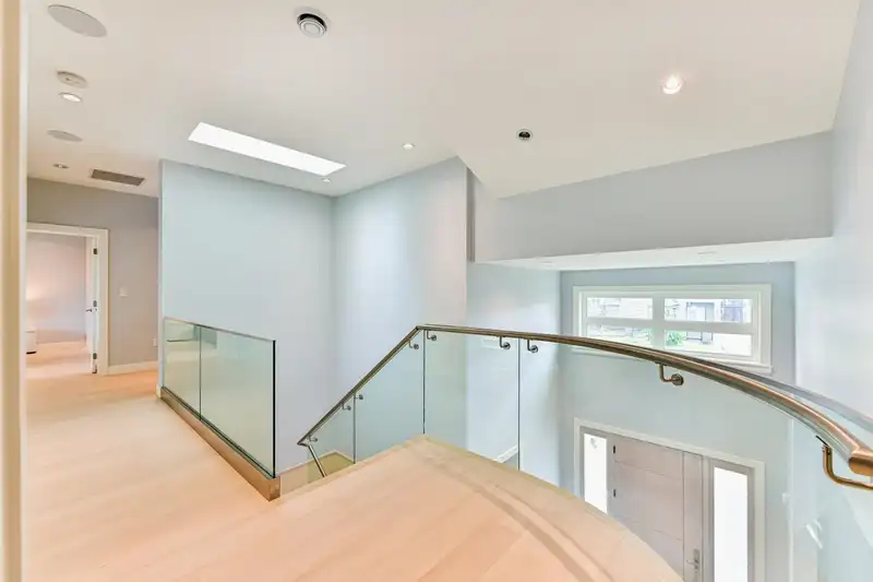 11111 SEATON ROAD - photo 4 of 37