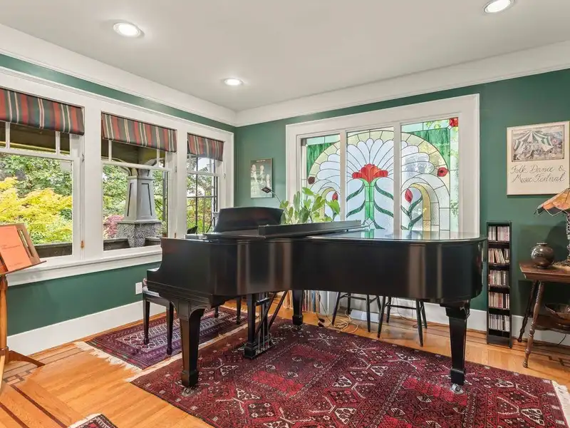 3738 W 24TH AVENUE - photo 4 of 17