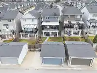 8223 202B STREET - thumbnail 39