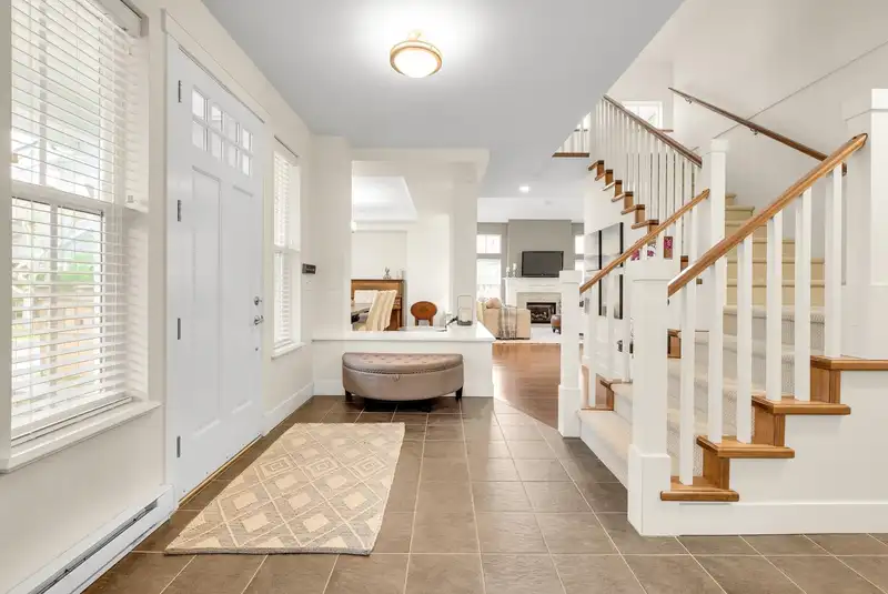 14256 37TH AVENUE - photo 4 of 28