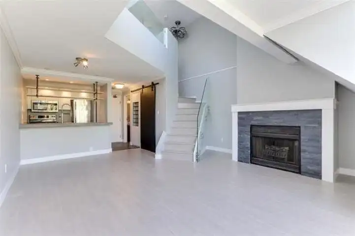 324 7751 MINORU BOULEVARD - photo 3 of 23