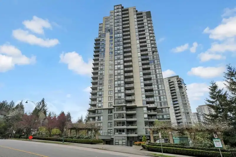 1001 288 UNGLESS WAY - photo 1 of 37