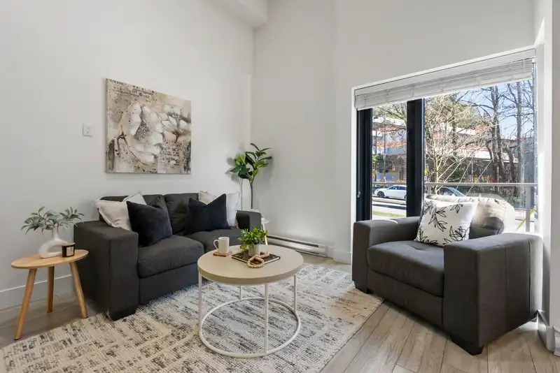 108 13978 FRASER HIGHWAY - photo 2 of 37
