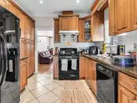 3021 E 29TH AVENUE - thumbnail 10