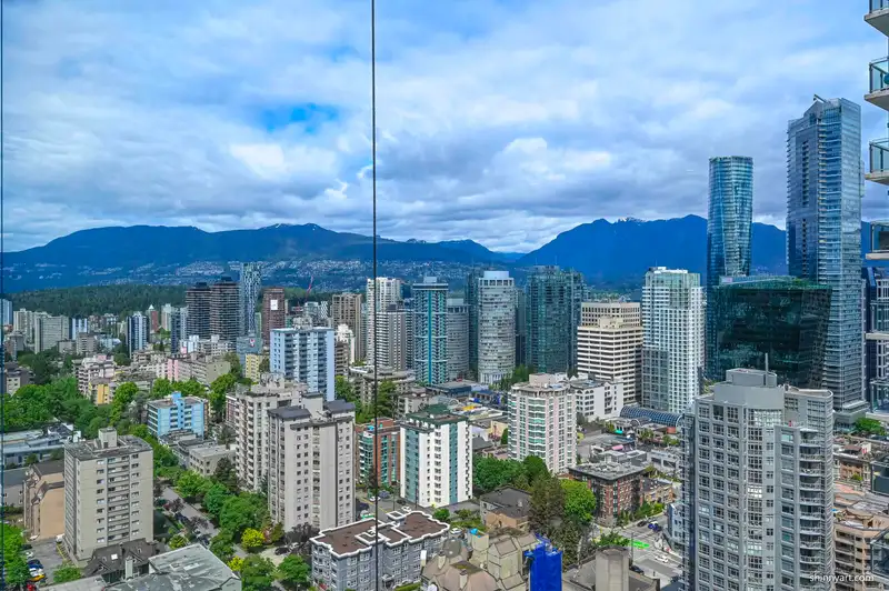 2808 1033 NELSON STREET - photo 1 of 17