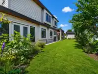8080 FAIRDELL CRESCENT - thumbnail 8
