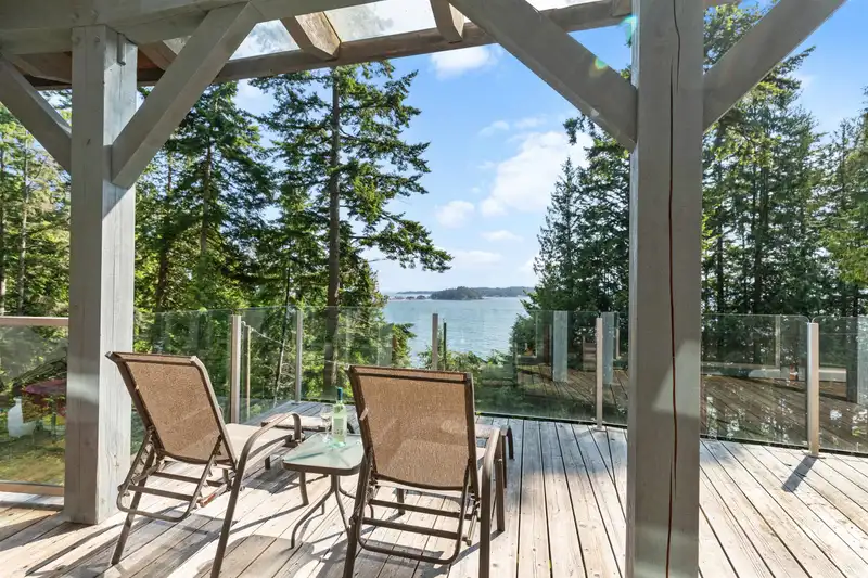 304 ESPLANADE ROAD - photo 1 of 39