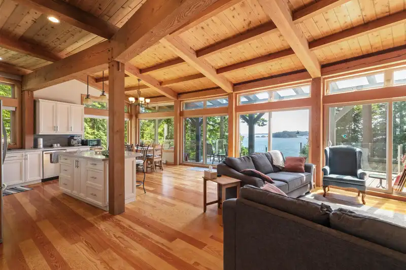 304 ESPLANADE ROAD - photo 4 of 39