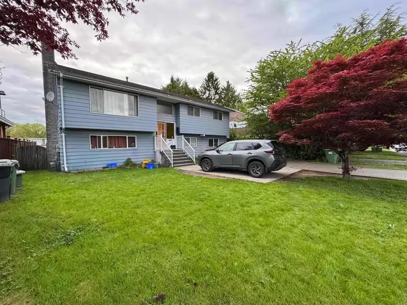 10271 ROSEDENE CRESCENT - photo 1 of 13