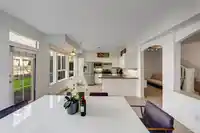 56 6950 120 STREET - thumbnail 4