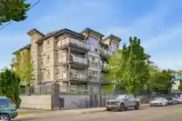 209 20630 DOUGLAS CRESCENT - thumbnail 3