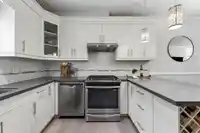 203 3488 SEFTON STREET - thumbnail 9
