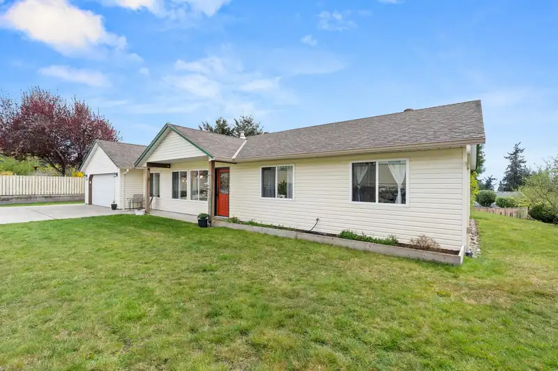 6365 HOMESTEAD AVENUE - photo 2 of 40