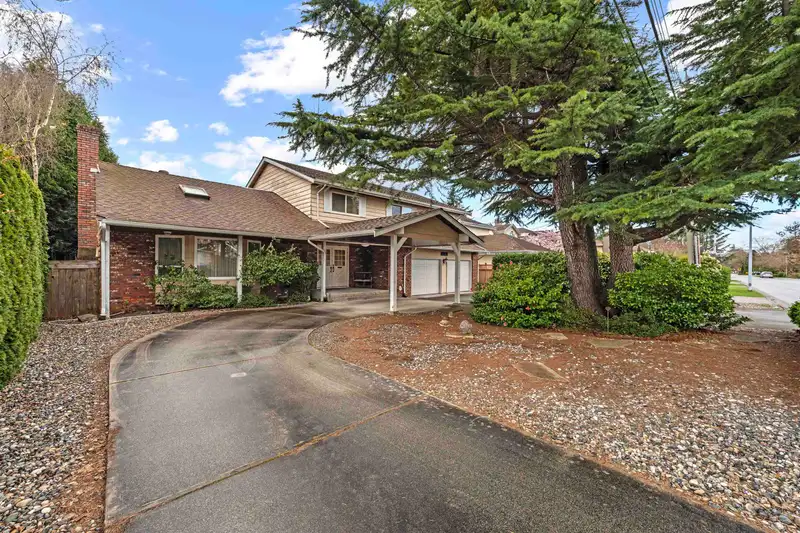 7080 LUCAS ROAD - photo 2 of 28