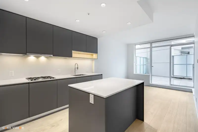 905 6500 MINORU BOULEVARD - photo 2 of 15