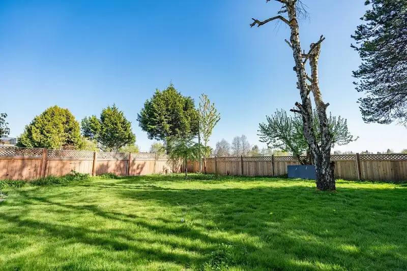 10280 AMETHYST AVENUE - photo 2 of 17