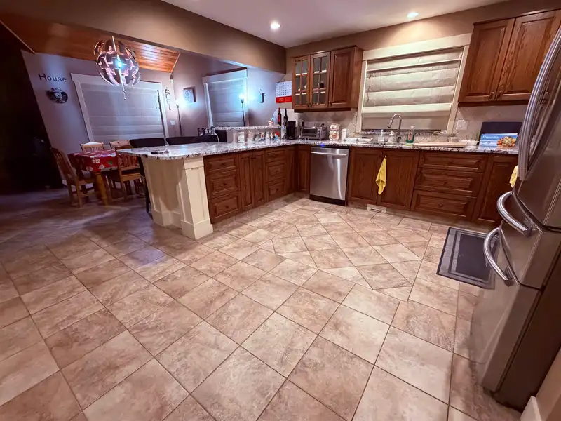 5393 SANS SOUCI ROAD - photo 3 of 17