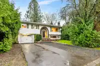 4932 205 STREET - thumbnail 2