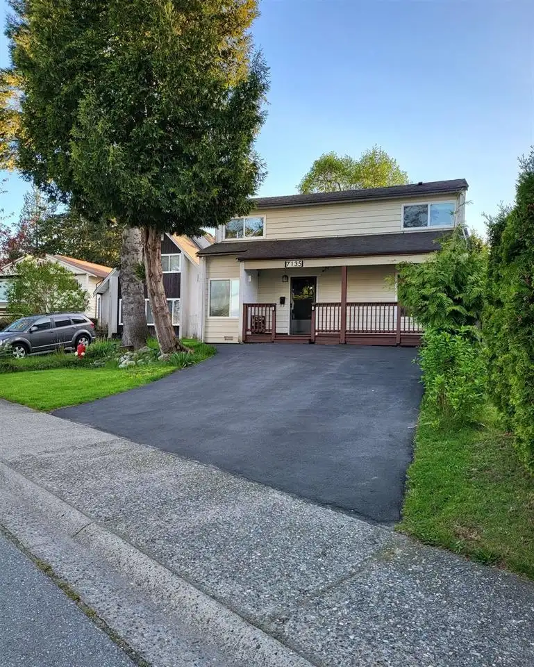7135 129A STREET - photo 1 of 1