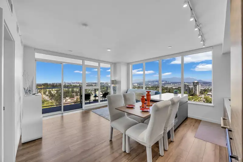 2202 13428 105 AVENUE - photo 1 of 38