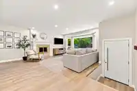 1999 RUFUS DRIVE - thumbnail 9