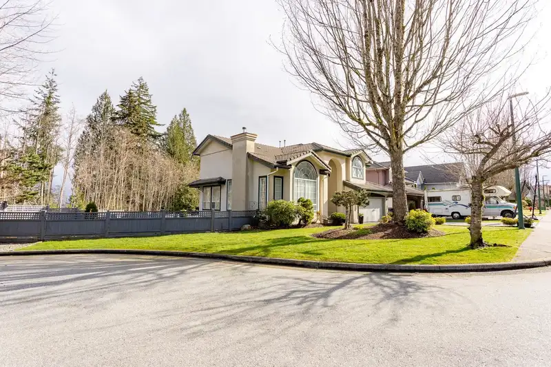 3090 TANAGER COURT - photo 1 of 36