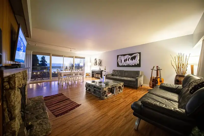 1144 OTTABURN ROAD - photo 1 of 40