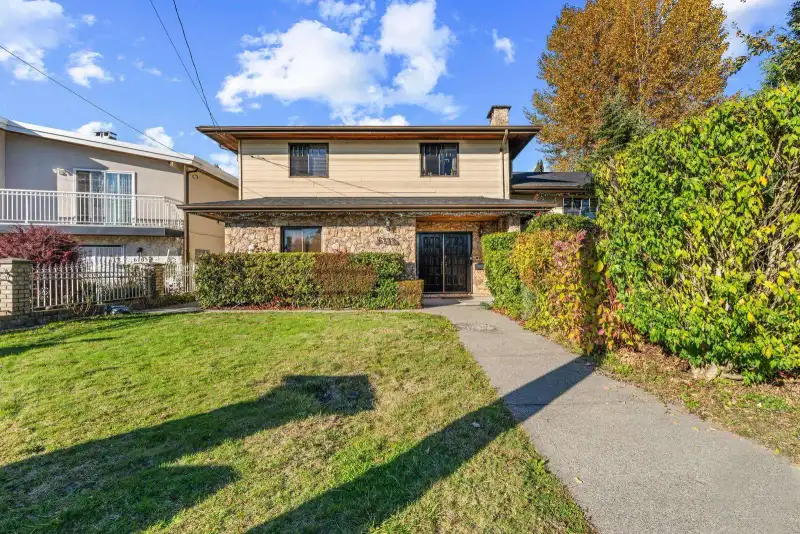 6773 HALIFAX STREET - photo 1 of 32