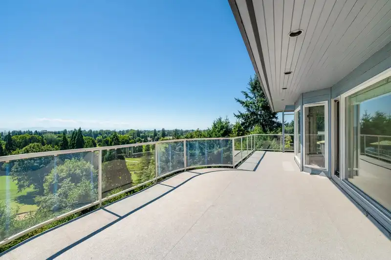 2408 SW MARINE DRIVE - photo 1 of 35
