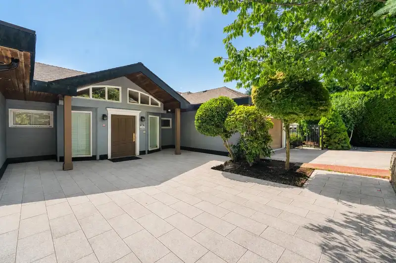 2408 SW MARINE DRIVE - photo 4 of 35
