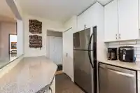 212 236 W 2ND STREET - thumbnail 15