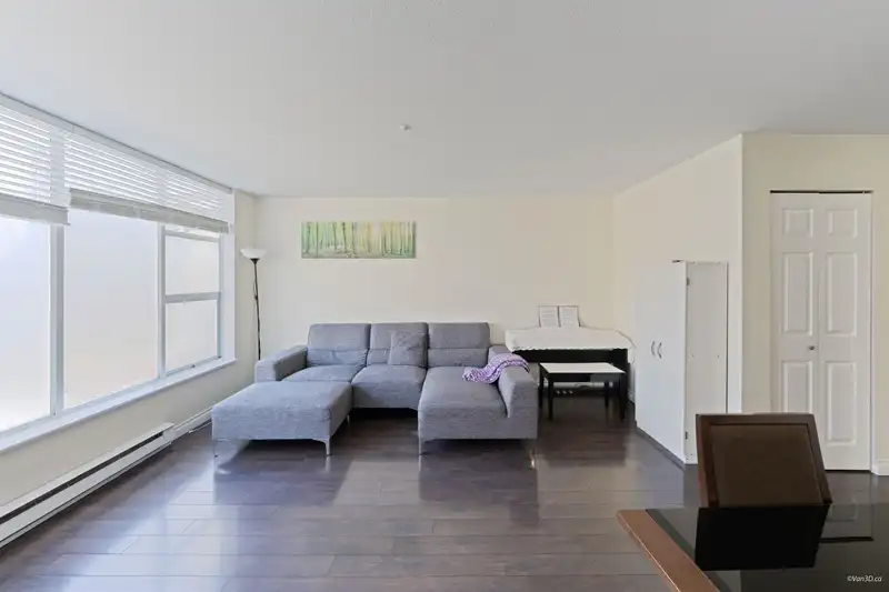 384 8333 JONES ROAD - photo 3 of 36