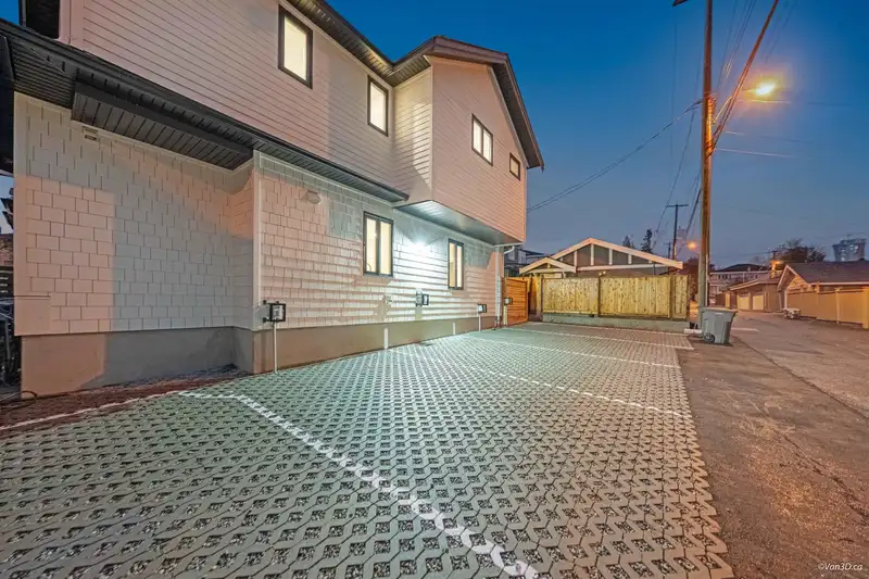 4 4211 GRAVELEY STREET - photo 3 of 3