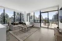 307 1588 JOHNSTON ROAD - thumbnail 9