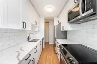 307 320 ROYAL AVENUE - thumbnail 3