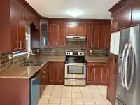 14863 87A AVENUE - thumbnail 4
