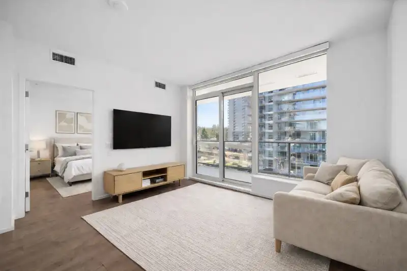 608 3809 EVERGREEN PLACE - photo 2 of 23