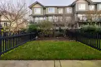 30 4967 220 STREET - thumbnail 36