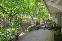 1071 LYNN VALLEY ROAD - thumbnail 2