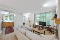 1071 LYNN VALLEY ROAD - thumbnail 11
