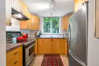 1071 LYNN VALLEY ROAD - thumbnail 15