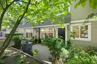 1071 LYNN VALLEY ROAD - thumbnail 5