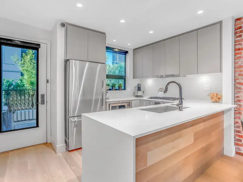 3 83 MOODY STREET - photo 2 of 18