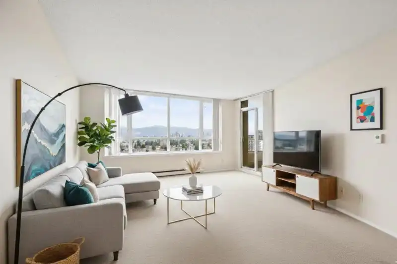 1607 6055 NELSON AVENUE - photo 1 of 39